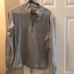 Women’s Nike dri-fit pullover